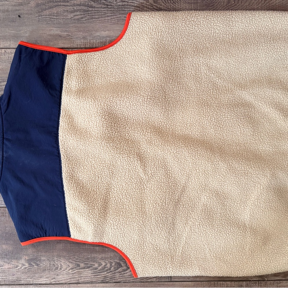 Old Navy Navy and Beige Vest - Picture 3 of 3